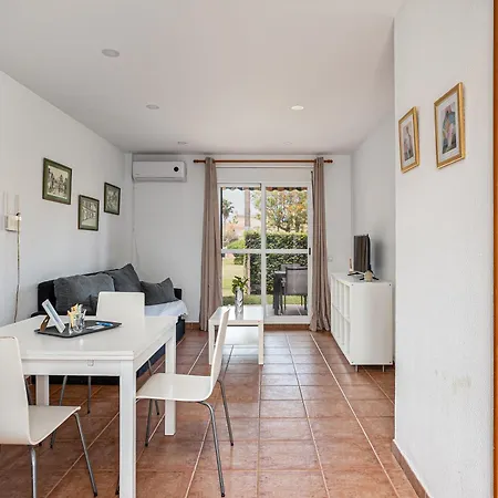 Apartment Jardin Del Golf Apartamento Con Jardin Privado *
